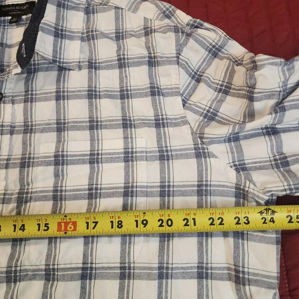 Banana Republic Mens XL Standard Fit Blue White Plaid Long Sleeve Flannel Shirt
